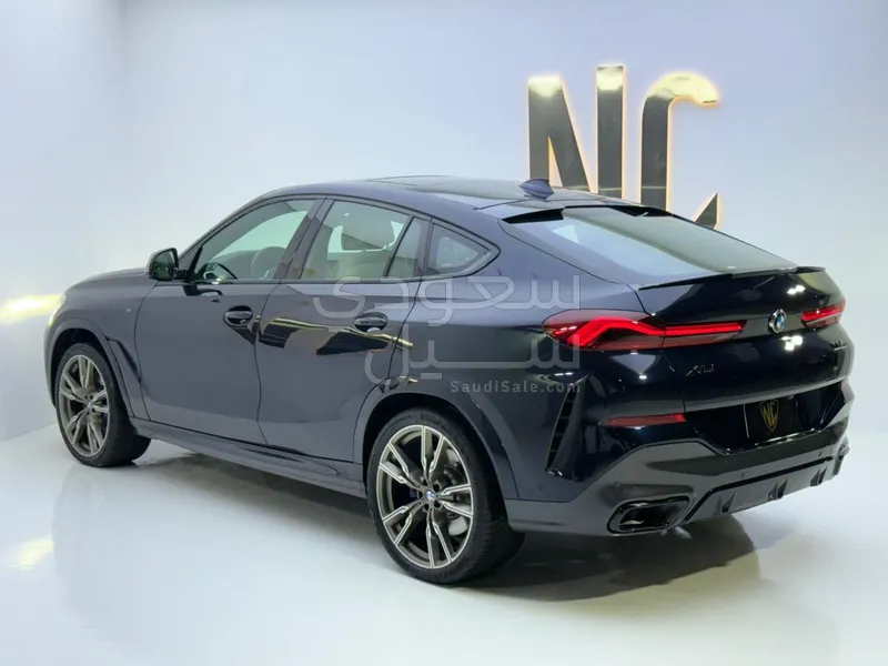 2020 بي ام دبليو الفئة اكس 6 إم كومبيتيشن