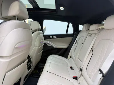 2020 بي ام دبليو الفئة اكس 6 إم كومبيتيشن