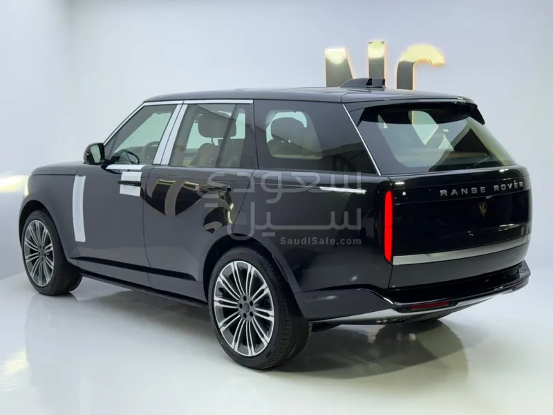2026 لاند روفر رينج روفر اوتوبيوغرافي