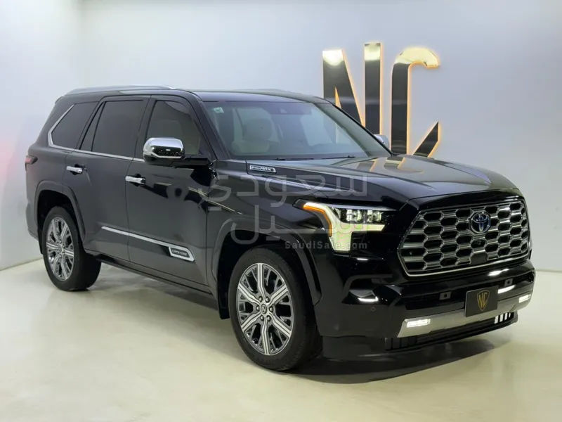 2024 تويوتا سكويا