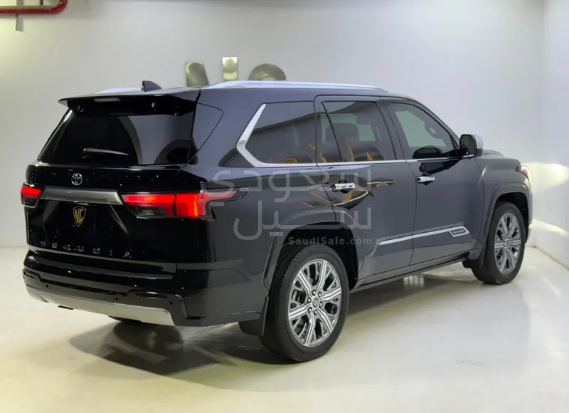 2024 تويوتا سكويا