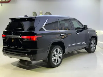 2024 تويوتا سكويا