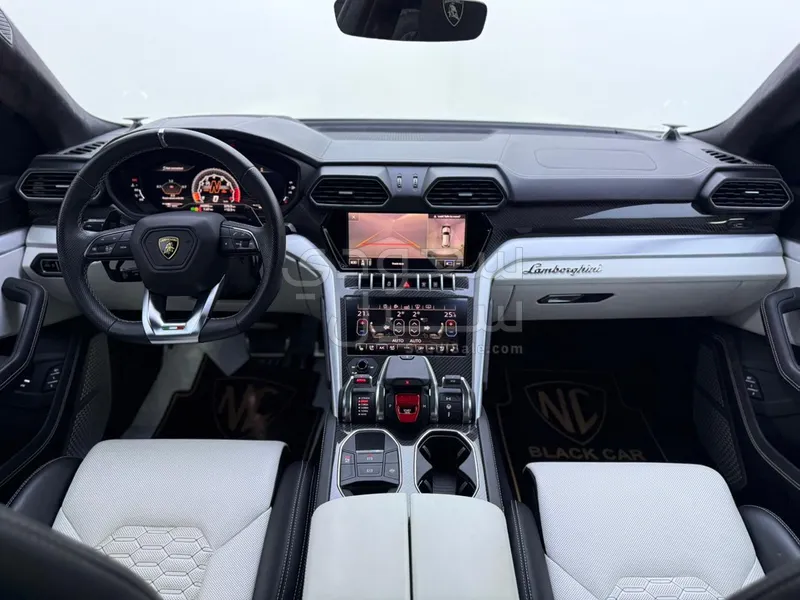 2020 لمبرجيني اوروس