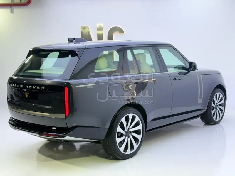 2026 لاند روفر رينج روفر فوج اس اي