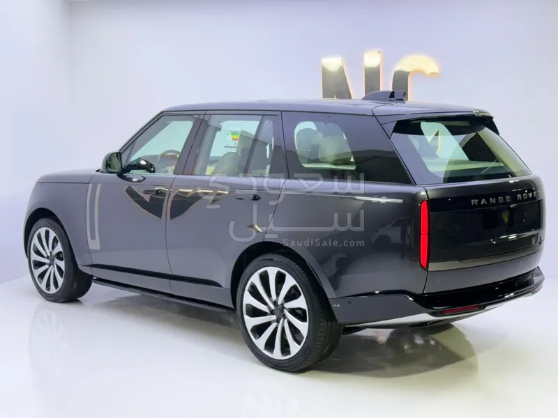 2026 لاند روفر رينج روفر فوج اس اي