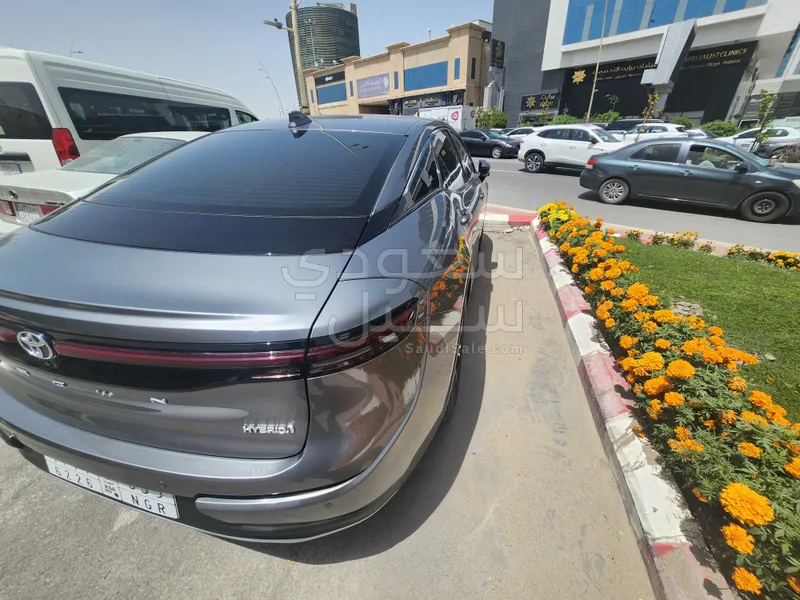 2023 تويوتا كراون بريميوم