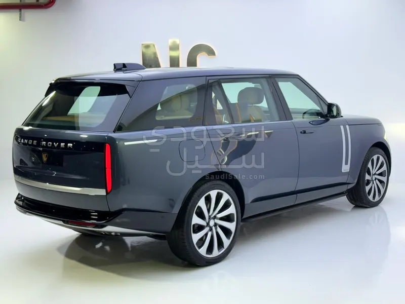 2025 لاند روفر رينج روفر اوتوبيوغرافي