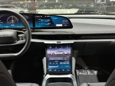 2024 لوسيد اير بيور