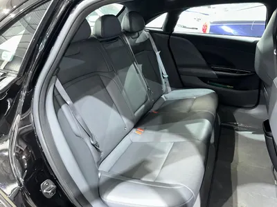 2024 لوسيد اير بيور