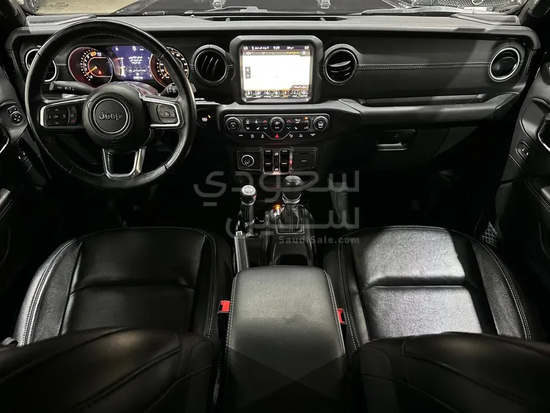 2023 جييب رانجلر صحارى