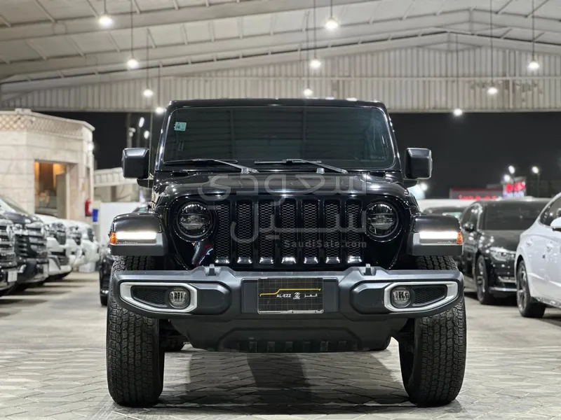 2023 جييب رانجلر صحارى