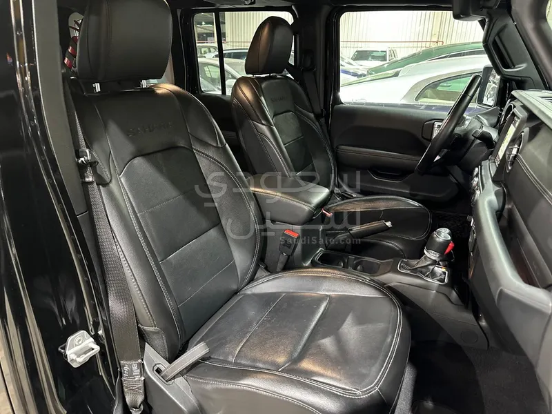 2023 جييب رانجلر صحارى