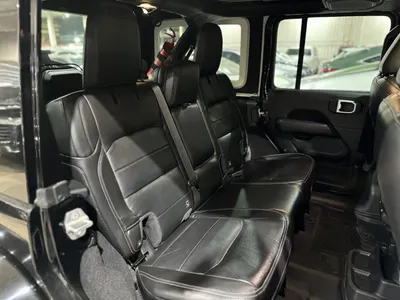 2023 جييب رانجلر صحارى