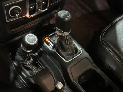 2023 جييب رانجلر صحارى