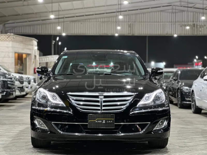 2013 جينيسيس جي 80