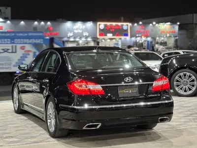 2013 جينيسيس جي 80