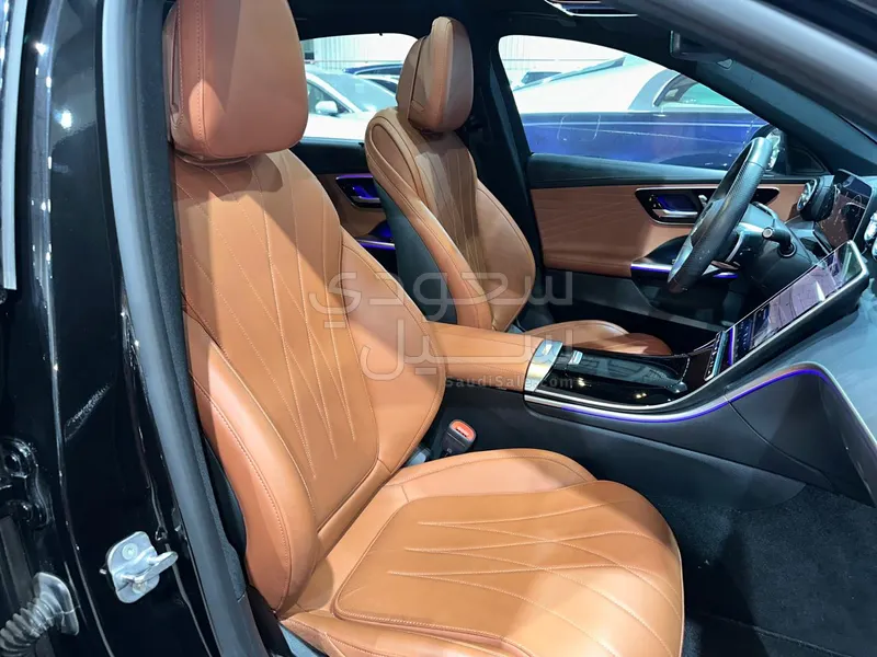 2024 مرسيدس - بنز سي 200