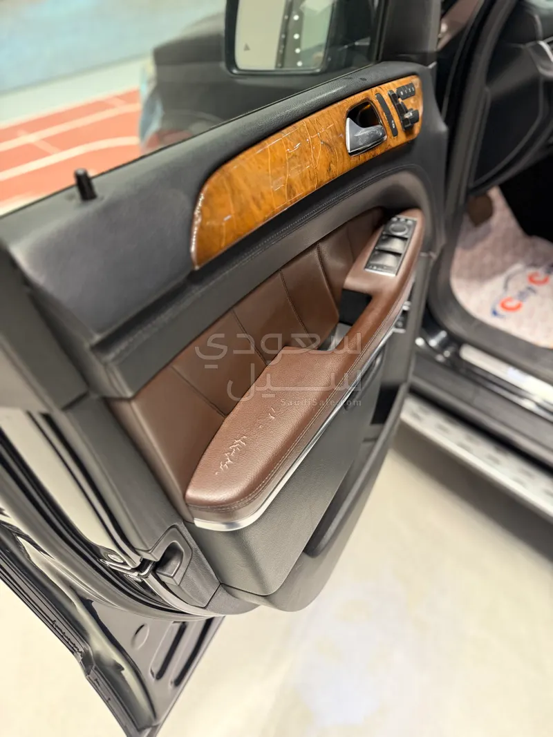 2015 مرسيدس - بنز جي إل 500