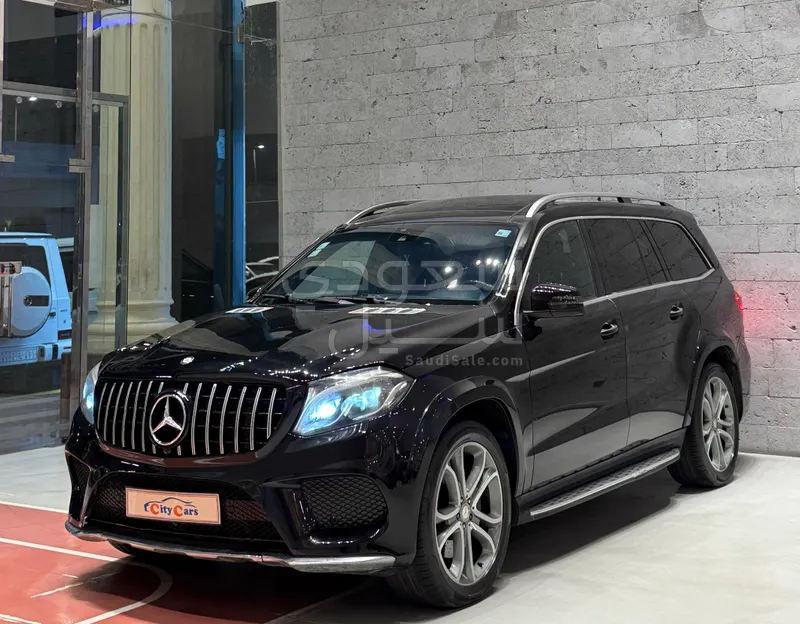 2015 مرسيدس - بنز جي إل 500