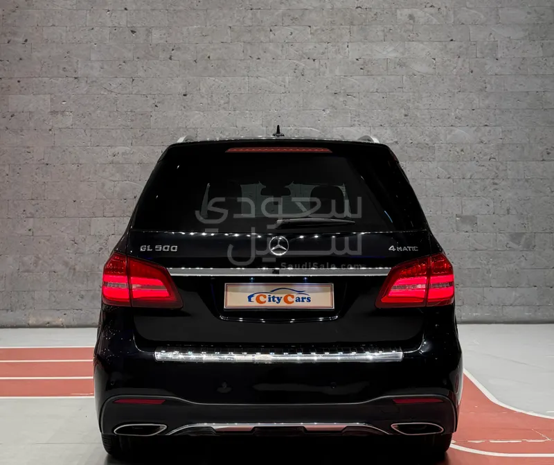 2015 مرسيدس - بنز جي إل 500