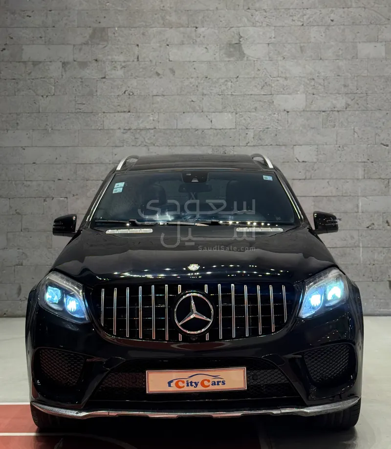 2015 مرسيدس - بنز جي إل 500