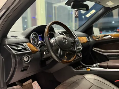 2015 مرسيدس - بنز جي إل 500