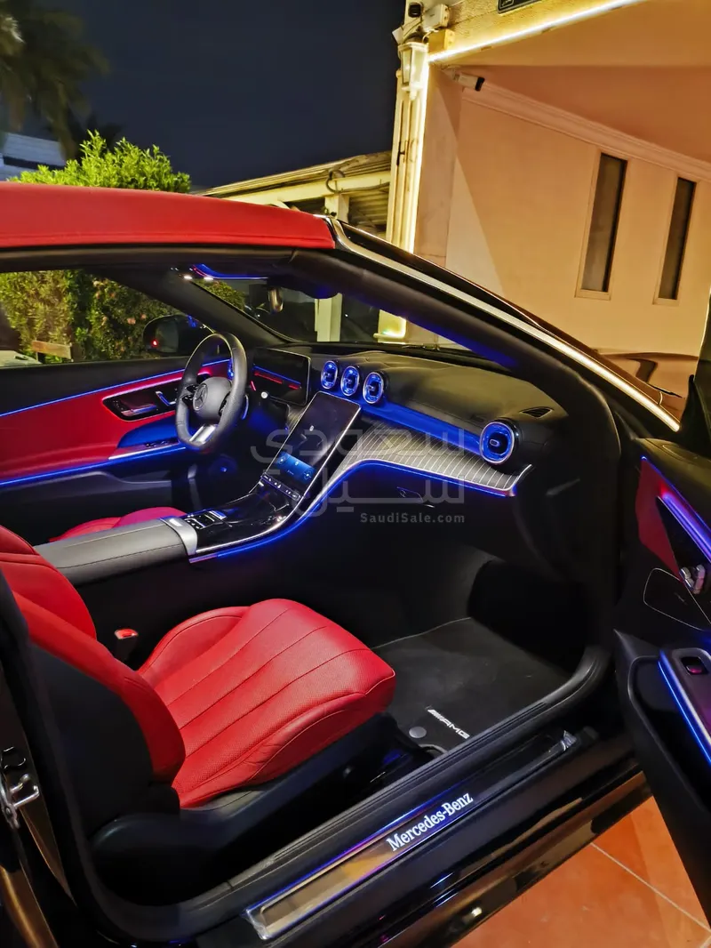 2024 مرسيدس - بنز سي إل إي 200