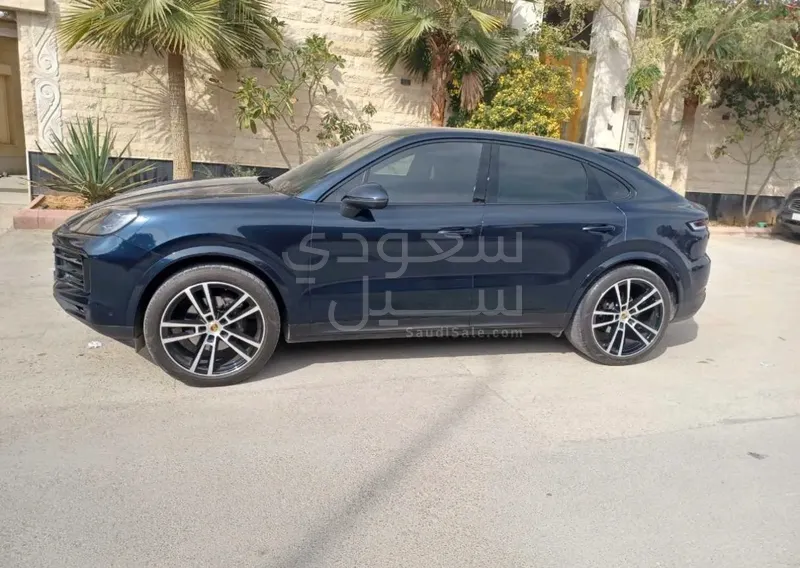 2024 Porsche Cayenne Coupe