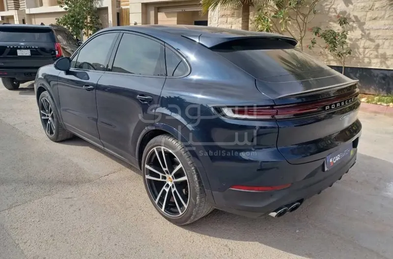 2024 Porsche Cayenne Coupe