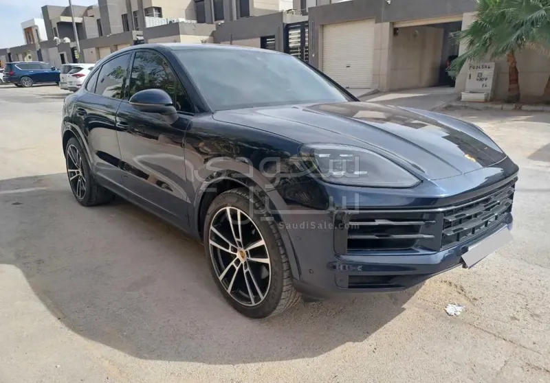 2024 Porsche Cayenne Coupe