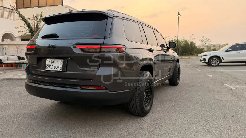 2022 جييب شيروكي ليمتد