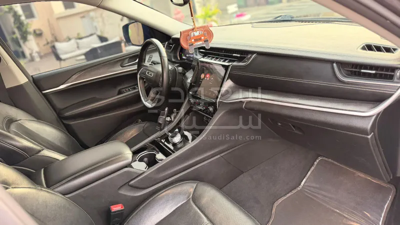 2022 جييب شيروكي ليمتد