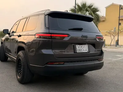 2022 جييب شيروكي ليمتد