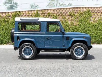 2012 لاند روفر ديفيندر 90