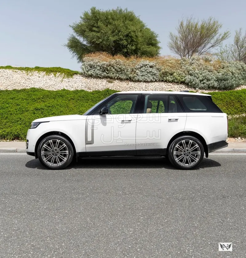 2022 لاند روفر رينج روفر فوج اوتوبيوغرافي