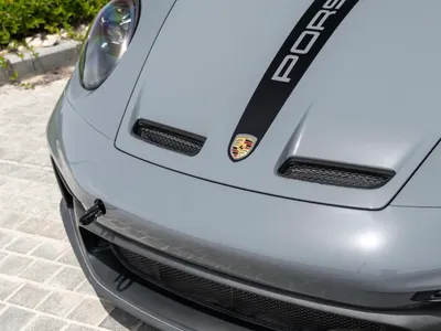 2024 بورش 911 كاريرا جي تي 3