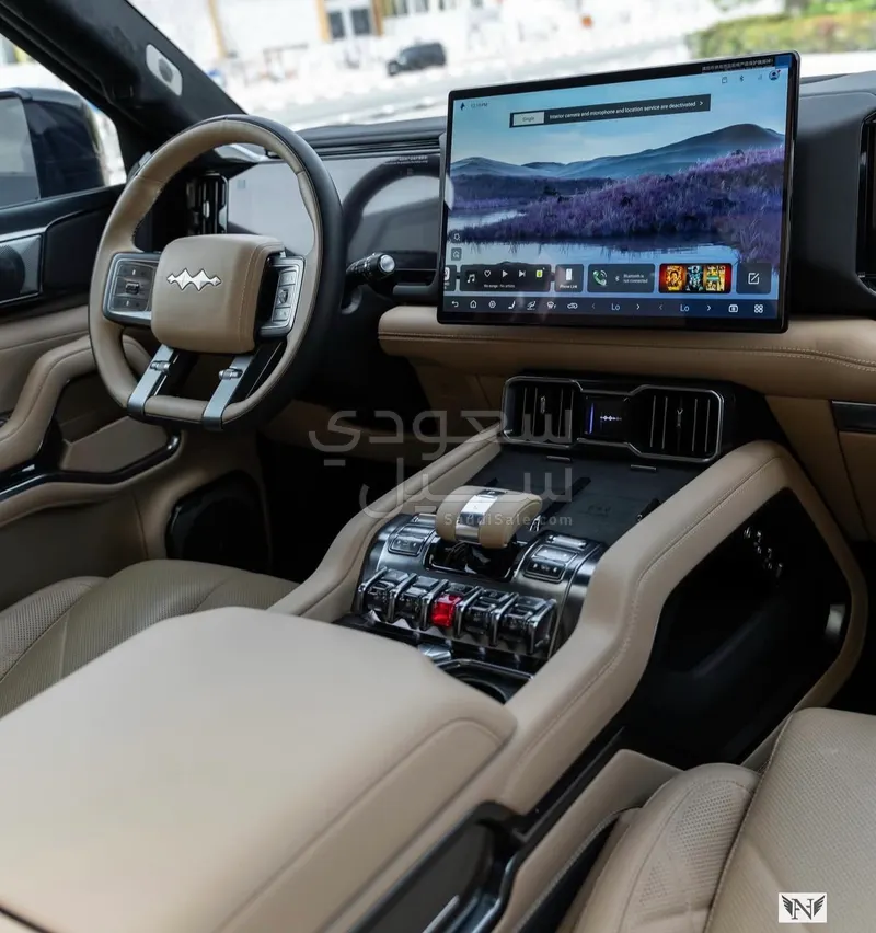 2025 بي واي دي ليوبارد 8