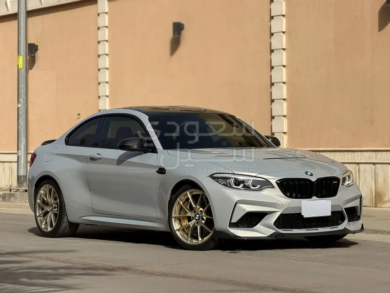 2021 بي ام دبليو الفئة ام إم2 سي إس