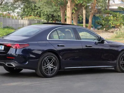 2026 مرسيدس - بنز إي 200 أي إم جي