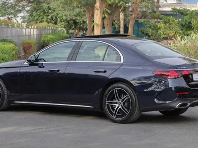 2026 مرسيدس - بنز إي 200 أي إم جي