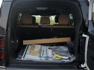 2025 لاند روفر ديفيندر 110