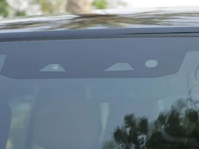 2025 لاند روفر ديفيندر 110