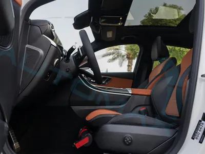 2026 مرسيدس - بنز جي إل سي 200