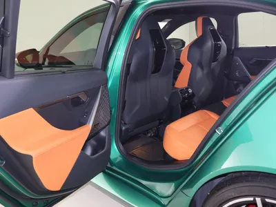 2025 بي ام دبليو الفئة ام إم 5 كومبيتيشن