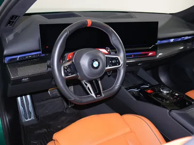 2025 بي ام دبليو الفئة ام إم 5 كومبيتيشن