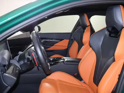 2025 بي ام دبليو الفئة ام إم 5 كومبيتيشن