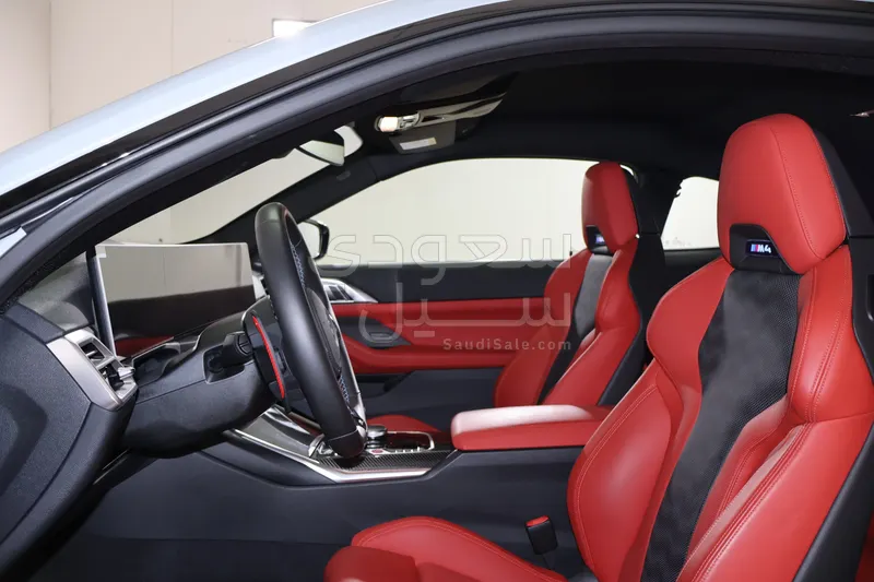 2025 بي ام دبليو الفئة ام إم 4 كومبيتيشن