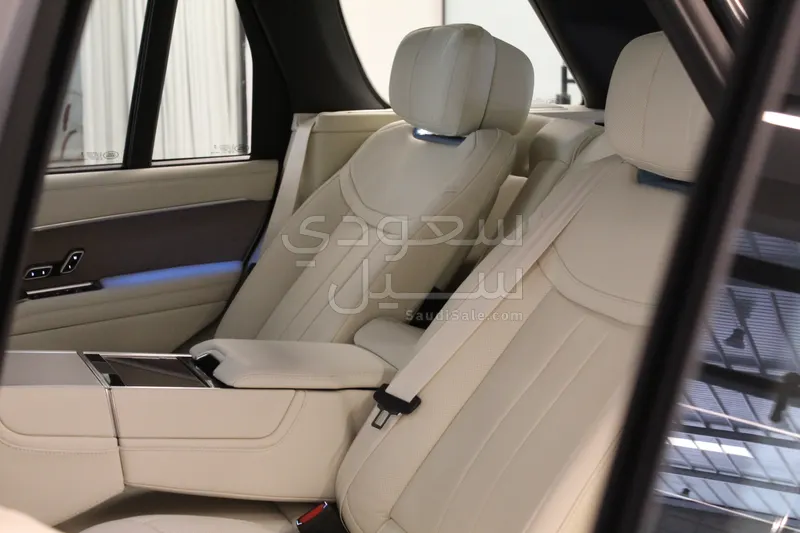 2025 لاند روفر رينج روفر اوتوبيوغرافي