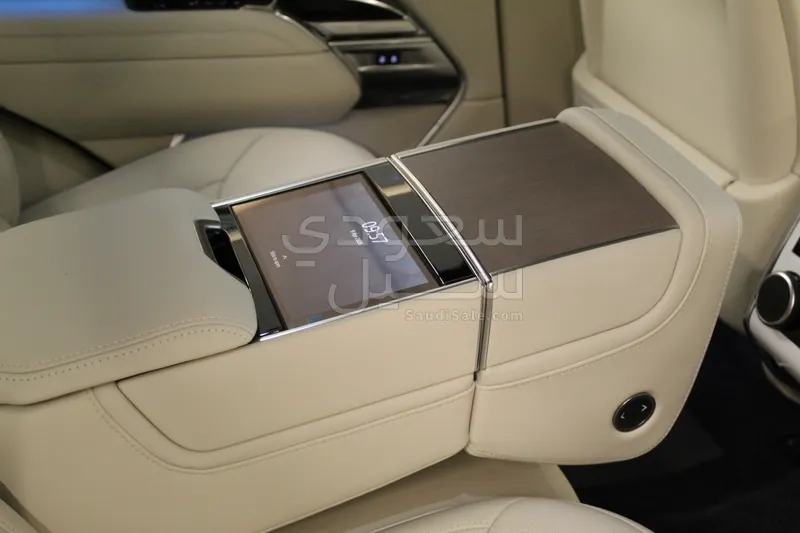 2025 لاند روفر رينج روفر اوتوبيوغرافي