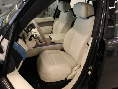 2025 لاند روفر رينج روفر اوتوبيوغرافي